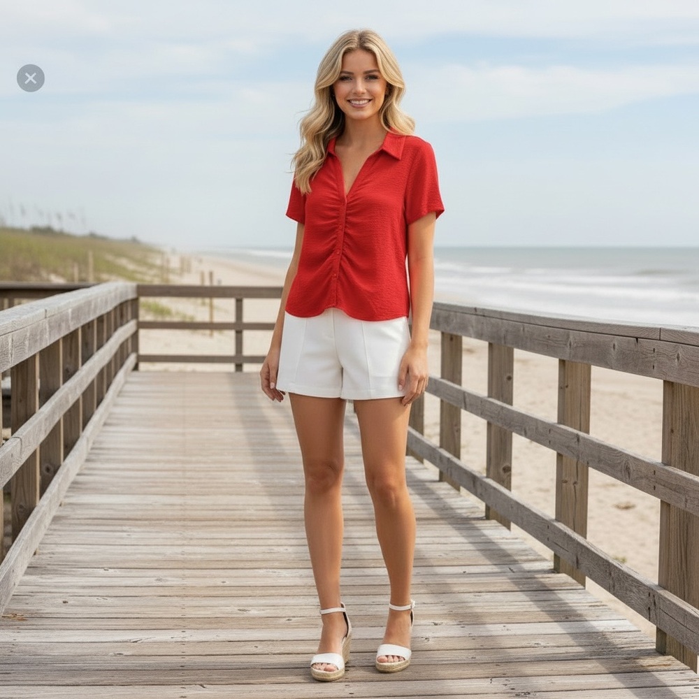 NWT Ro & De Women’s Red Ruched Button Down‎ Short Sleeve Top with Notched Collar